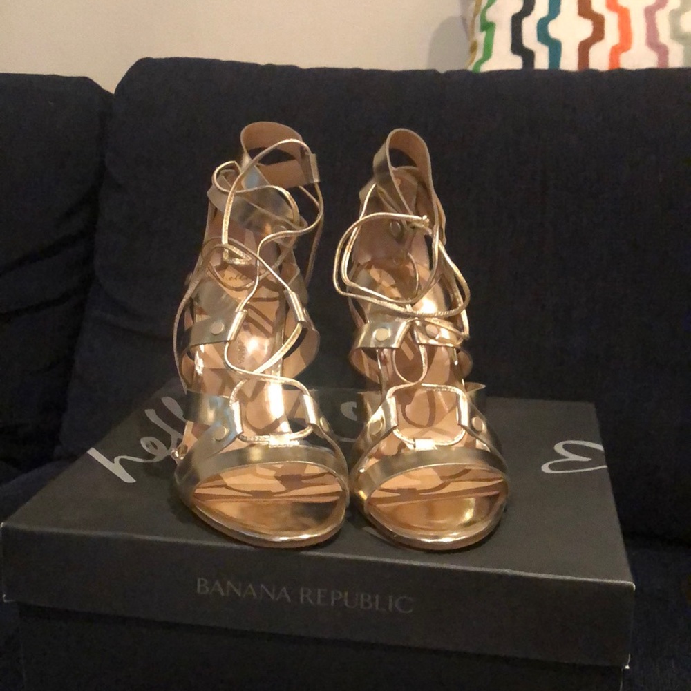 Banana Republic heels